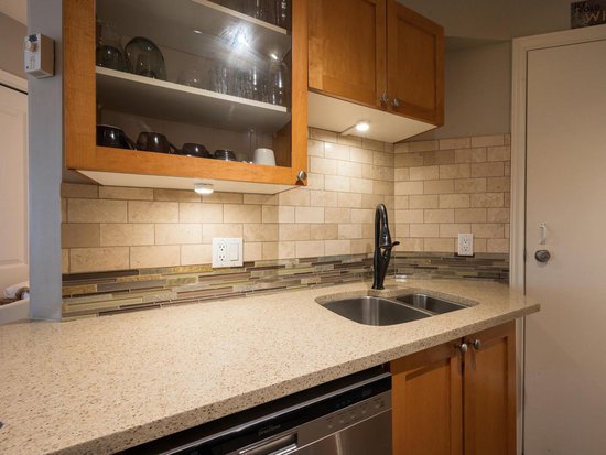 Whistler 2 Bedroom Accommodation - Glacier's Reach - #2287