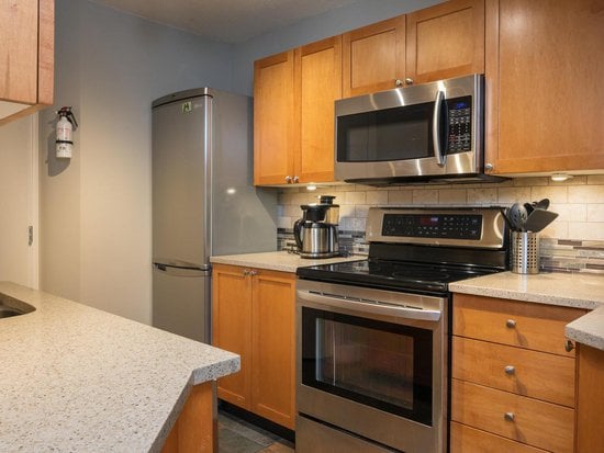 Whistler 2 Bedroom Accommodation - Glacier's Reach - #2287