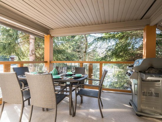 Whistler 2 Bedroom Accommodation - Glacier's Reach - #2287