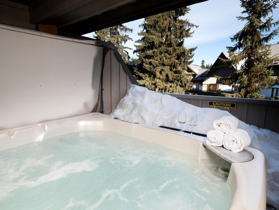 2 Bedroom Whistler Vacation Rental - Glacier's Reach