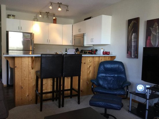 Whistler 3 Bedroom Accommodation - Whistler Creek Ridge - #3320