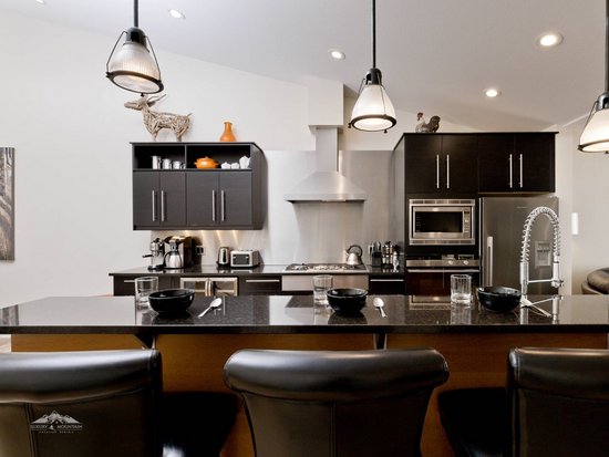 Big White 4 Bedroom Accommodation - The Edge - #3337 Big White 4 Bedroom Accommodation - The Edge - #3337