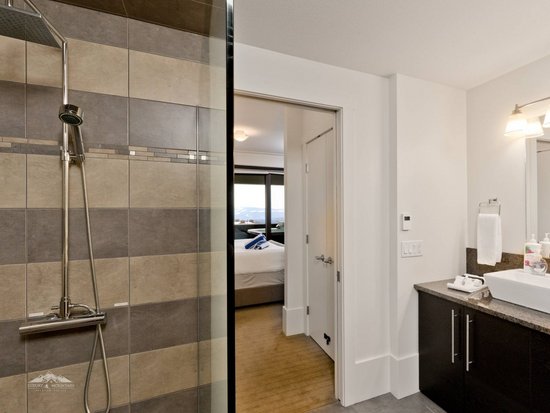 Big White 4 Bedroom Accommodation - The Edge - #3337 Big White 4 Bedroom Accommodation - The Edge - #3337
