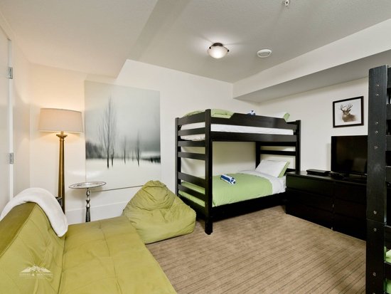Big White 4 Bedroom Accommodation - The Edge - #3337 Big White 4 Bedroom Accommodation - The Edge - #3337