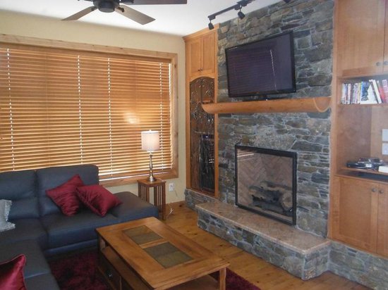 2 Bedroom Big White Vacation Rental - Aspens