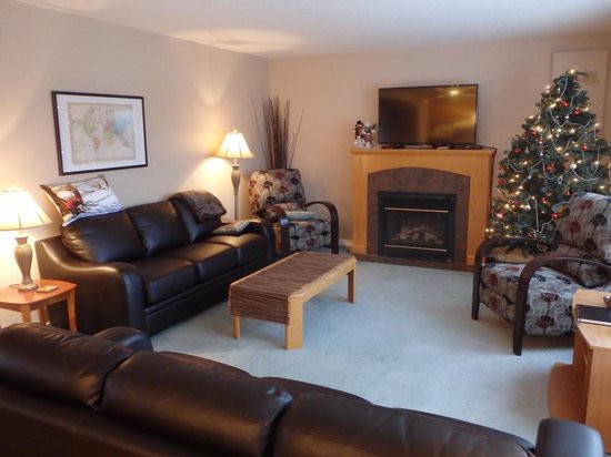 Silver Star 4 Bedroom Accommodation - Alpine Meadows - #3388