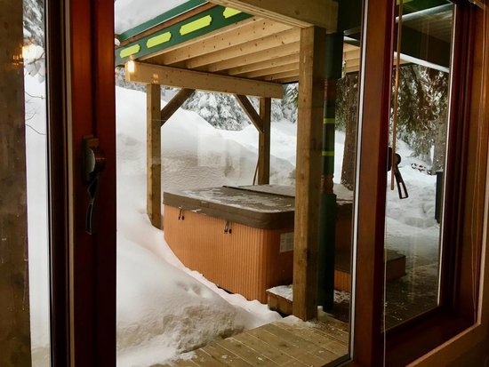 Silver Star 4 Bedroom Accommodation - Alpine Meadows - #3388 Silver Star 4 Bedroom Accommodation - Alpine Meadows - #3388