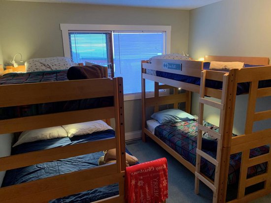 Silver Star 4 Bedroom Accommodation - Alpine Meadows - #3388 Silver Star 4 Bedroom Accommodation - Alpine Meadows - #3388