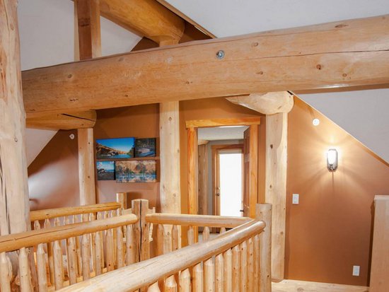Big White 5 Bedroom Accommodation - Chalet/House - #3422 Big White 5 Bedroom Accommodation - Chalet/House - #3422