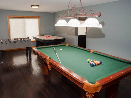 Big White 5 Bedroom Accommodation - Chalet/House - #3422 Big White 5 Bedroom Accommodation - Chalet/House - #3422