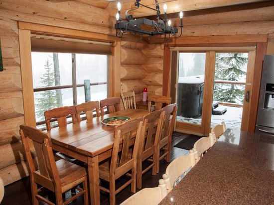 Big White 5 Bedroom Accommodation - Chalet/House - #3422 Big White 5 Bedroom Accommodation - Chalet/House - #3422