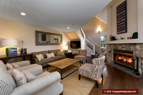 Whistler 3 Bedroom Accommodation - Villas - Foxglove - #3435