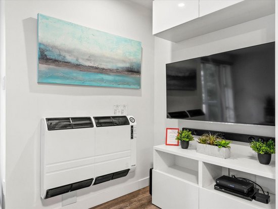 Whistler 1 Bedroom Accommodation - Glacier Lodge - #3441