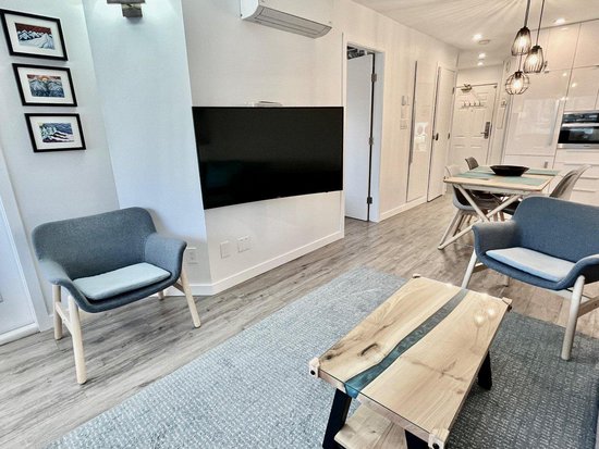 Whistler 2 Bedroom Accommodation - Marketplace Lodge - #3445