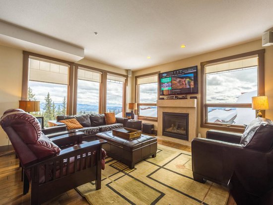 5 Bedroom Big White Vacation Rental - Timbers