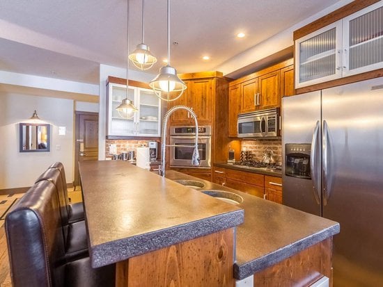 Big White 5 Bedroom Accommodation - Timbers - #3552