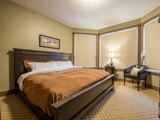 Big White 5 Bedroom Accommodation - Timbers - #3552