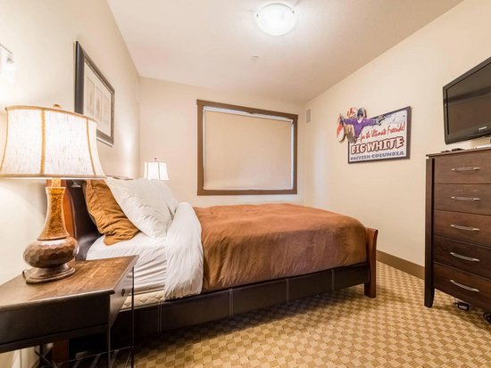 Big White 5 Bedroom Accommodation - Timbers - #3552