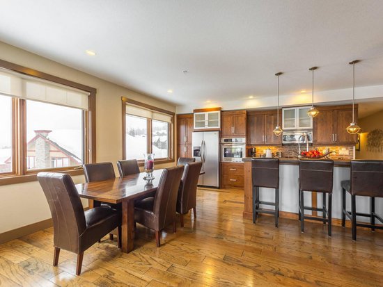 Big White 5 Bedroom Accommodation - Timbers - #3552