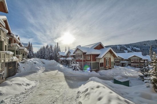 Sun Peaks 2 Bedroom Accommodation - Settlers Crossing - #3563