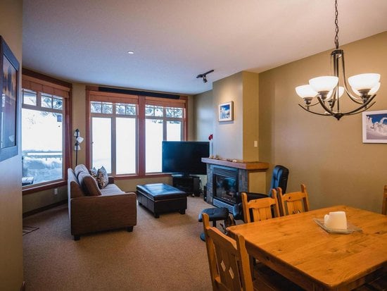 Sun Peaks 2 Bedroom Accommodation - Settlers Crossing - #3563 Sun Peaks 2 Bedroom Accommodation - Settlers Crossing - #3563