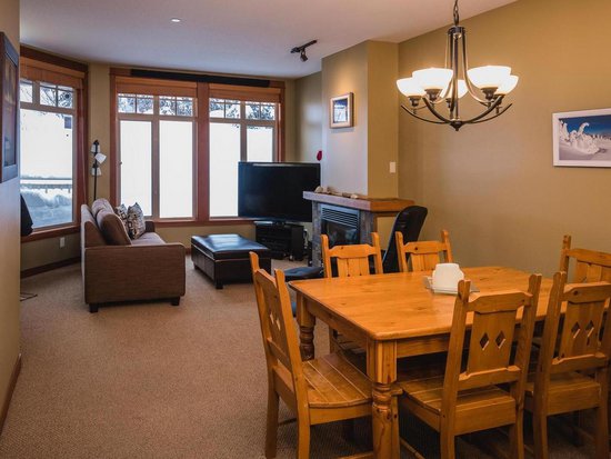 Sun Peaks 2 Bedroom Accommodation - Settlers Crossing - #3563 Sun Peaks 2 Bedroom Accommodation - Settlers Crossing - #3563