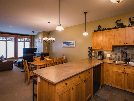Sun Peaks 2 Bedroom Accommodation - Settlers Crossing - #3563 Sun Peaks 2 Bedroom Accommodation - Settlers Crossing - #3563