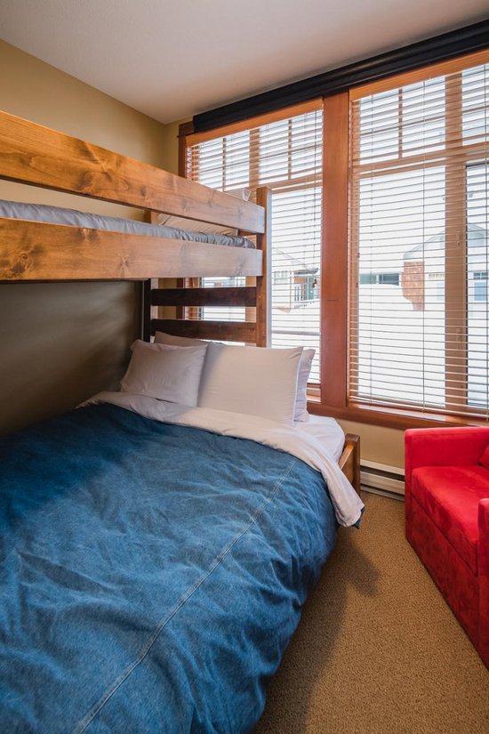 Sun Peaks 2 Bedroom Accommodation - Settlers Crossing - #3563 Sun Peaks 2 Bedroom Accommodation - Settlers Crossing - #3563