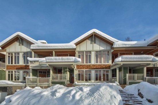 Sun Peaks 2 Bedroom Accommodation - Settlers Crossing - #3563