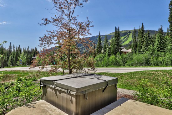 Sun Peaks 4 Bedroom Accommodation - Crystal Forest - #3593