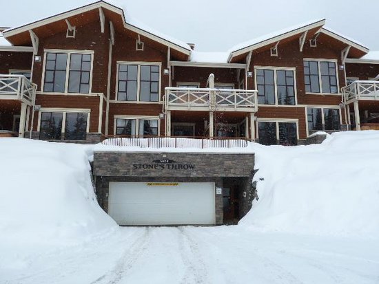 Sun Peaks 2 Bedroom Accommodation - Stone's Throw - #3600 Sun Peaks 2 Bedroom Accommodation - Stone's Throw - #3600