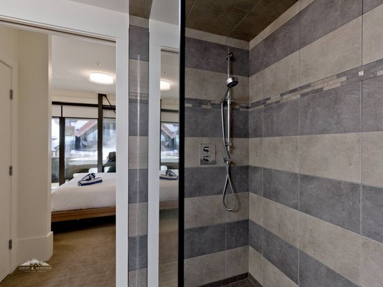 Big White 4 Bedroom Accommodation - The Edge - #3734