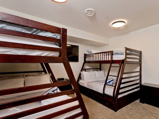 Big White 4 Bedroom Accommodation - The Edge - #3734