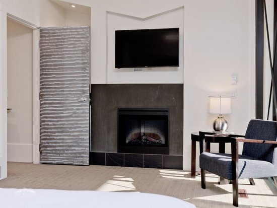 Big White 4 Bedroom Accommodation - The Edge - #3734