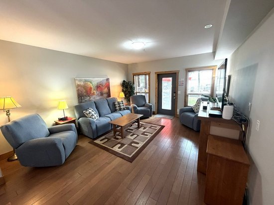 Osoyoos 3 Bedroom Accommodation - Casa Del Mila Oro Resort - #3739