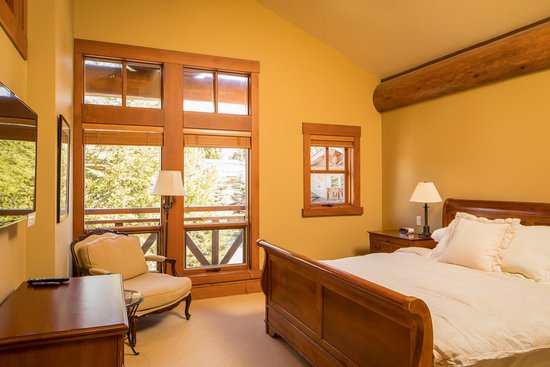 Whistler 4 Bedroom Accommodation - Taluswood - #3756 Whistler 4 Bedroom Accommodation - Taluswood - #3756