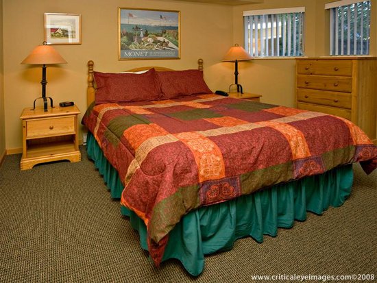 Whistler 4 Bedroom Accommodation - Valhalla - #376 Whistler 4 Bedroom Accommodation - Valhalla - #376