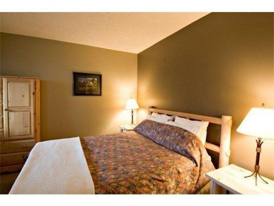 Whistler 1 Bedroom Accommodation - Lake Placid Lodge - #3760 Whistler 1 Bedroom Accommodation - Lake Placid Lodge - #3760