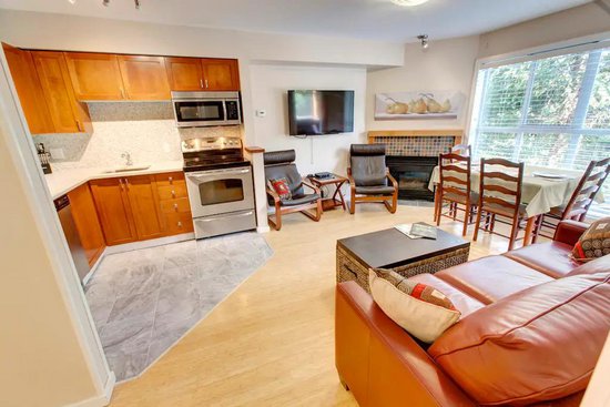 Whistler 2 Bedroom Accommodation - Glacier's Reach - #3764