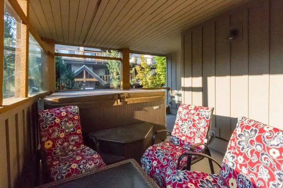 Whistler 2 Bedroom Accommodation - Glacier's Reach - #3764