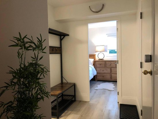 Whistler 1 Bedroom Accommodation - Gondola Village - #3796