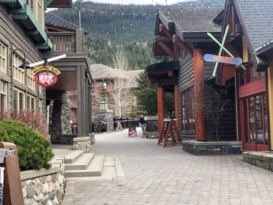Whistler 1 Bedroom Accommodation - Gondola Village - #3796