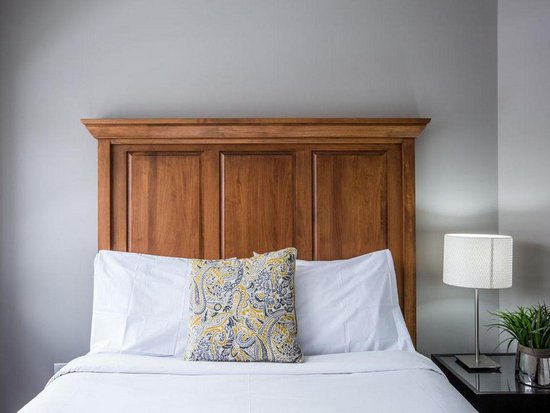 Whistler 2 Bedroom Accommodation - Whistler Town Plaza - Deer Lodge - #3798