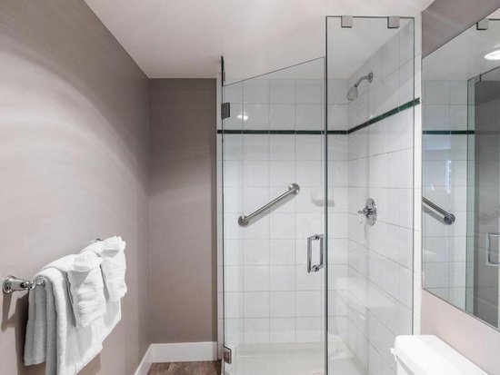 Whistler 2 Bedroom Accommodation - Whistler Town Plaza - Deer Lodge - #3798