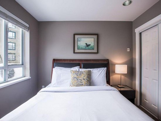 Whistler 2 Bedroom Accommodation - Whistler Town Plaza - Deer Lodge - #3798