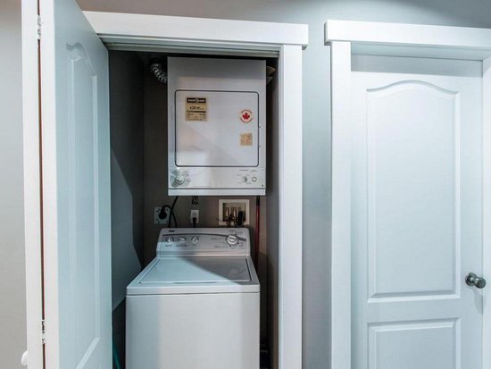 Whistler 2 Bedroom Accommodation - Whistler Town Plaza - Deer Lodge - #3798