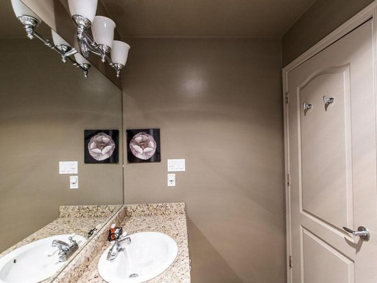 Whistler 1 Bedroom Accommodation - Whistler Town Plaza - Deer Lodge - #3800