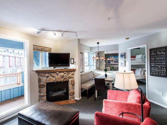 Whistler 2 Bedroom Accommodation - Whistler Town Plaza - Eagle Lodge - #3803