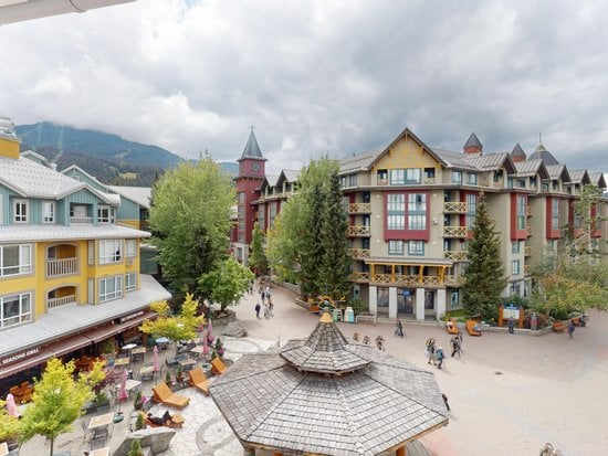 Whistler 2 Bedroom Accommodation - Whistler Town Plaza - Eagle Lodge - #3803