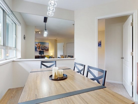 Whistler 2 Bedroom Accommodation - Whistler Town Plaza - Eagle Lodge - #3803